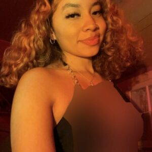 Maya Buckets: 20-year-old American influencer, famed for a leaked