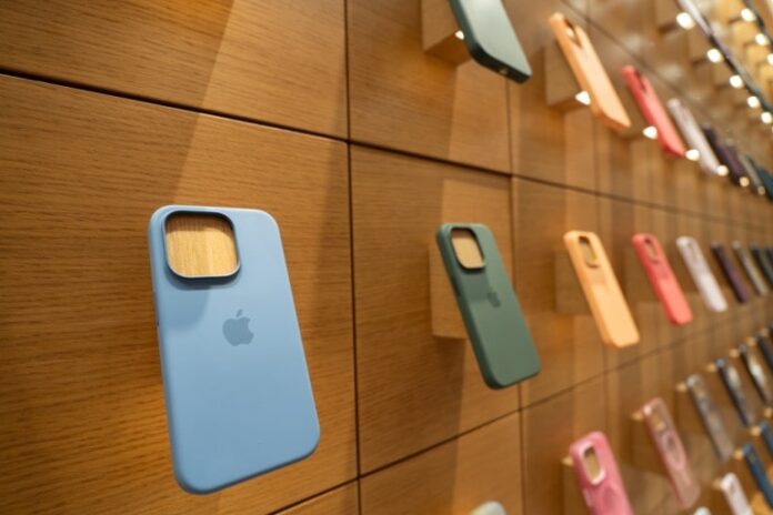 does an iphone 14 pro max case fit iphone 15 pro max