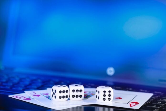 how live casinos and social gaming converge