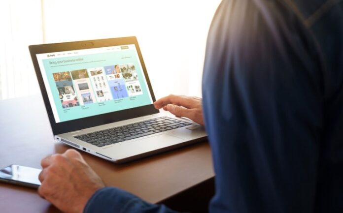 the latest trends in shopify web design for 2024