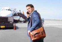 Essential Gear: Why Every Man Needs a Reliable Messenger Bag? why every man needs a reliable messenger bag
