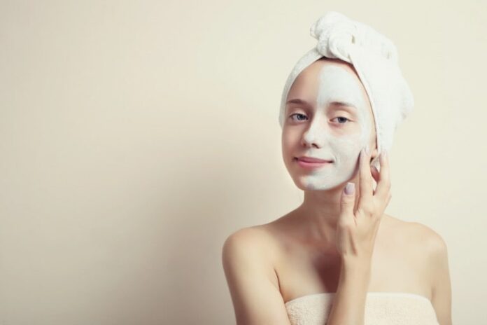 unexpected-ways-your-environment-impacts-your-skin-care-routine