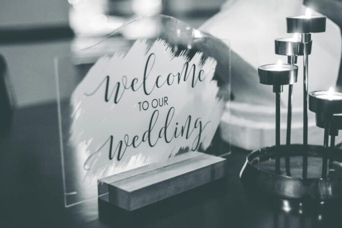 Trends in Personalizing Wedding Invitations Today